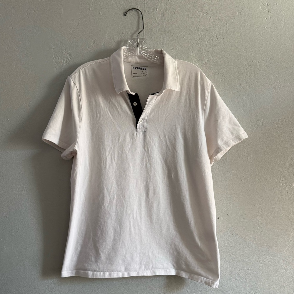 Men’s Express Polo Size Large